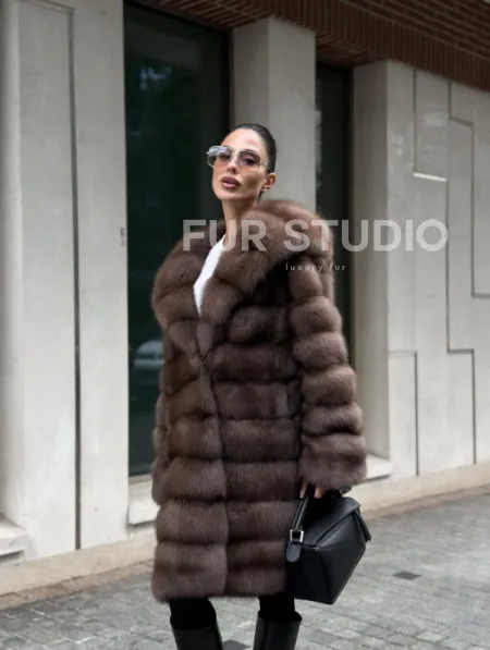 Шуба из меха куницы с капюшоном цвет трюфель - фото 5