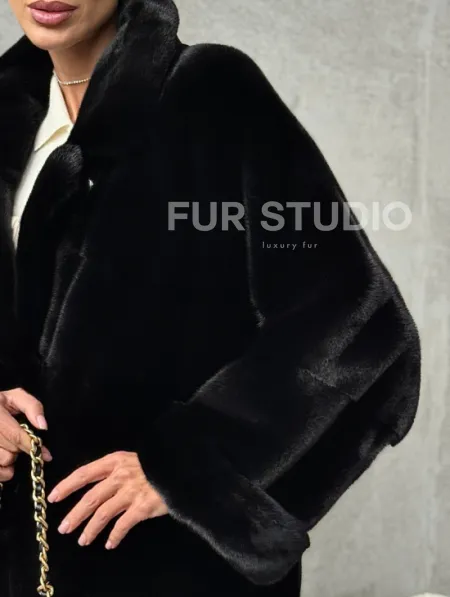 Черная шуба из меха норки SAGA FURS - фото 1