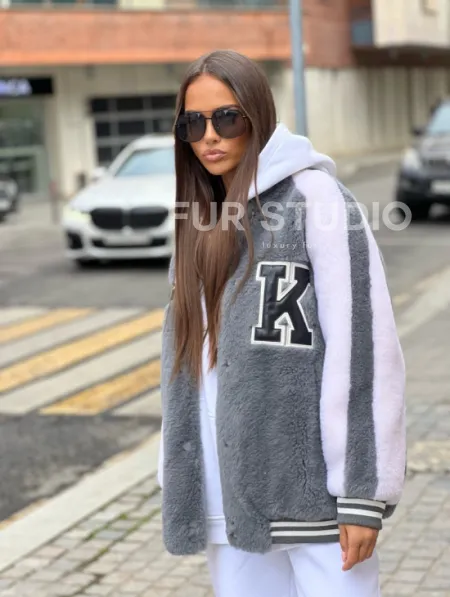 Короткая шубка - бомбер из шерсти - фото 5