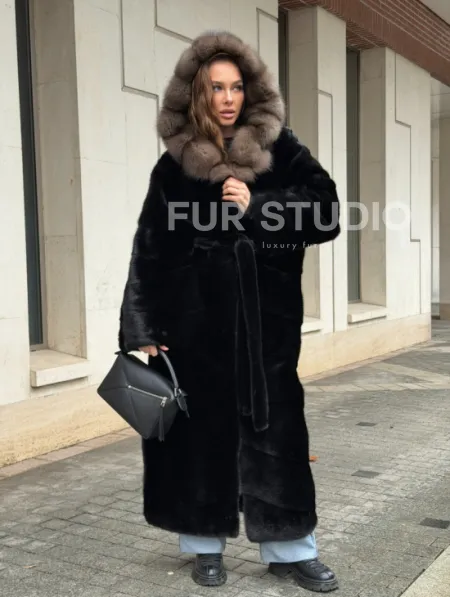 Длинная норковая шуба - кимоно с капюшоном куница - фото 12