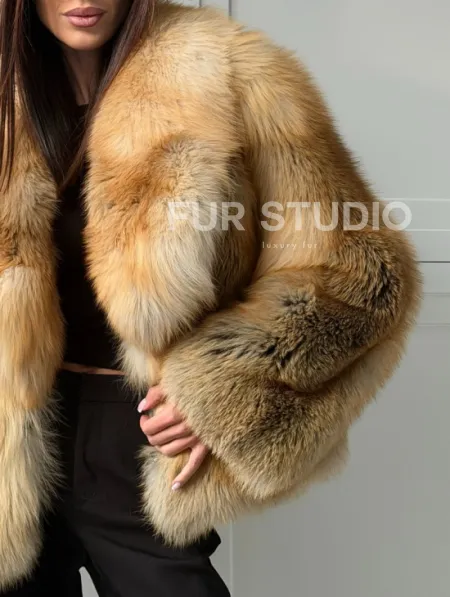 Короткая шубка из лисы Premium Golden Fox - фото 1