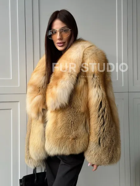 Короткая шубка из лисы Premium Golden Fox - фото 7