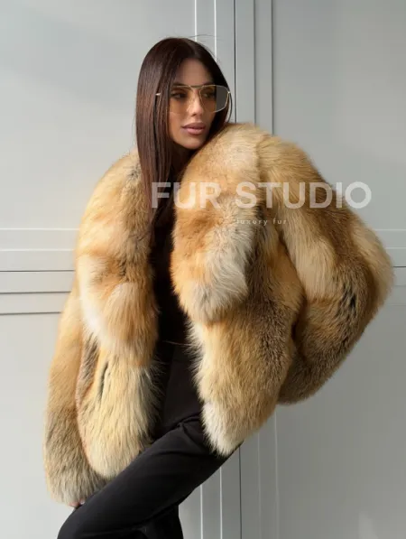 Короткая шубка из лисы Premium Golden Fox - фото 13