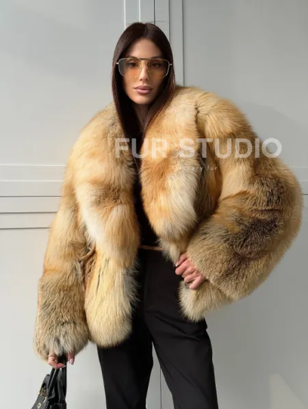 Короткая шубка из лисы Premium Golden Fox - фото 8