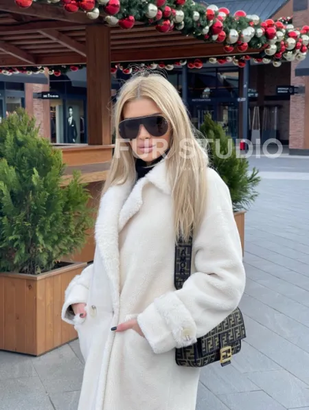 Экошуба в белом цвете с английским воротником - фото 2
