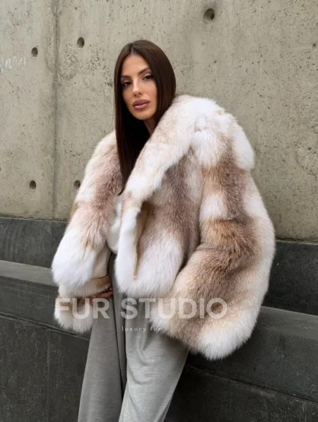 Женская шуба из натурального меха лисы - фото 13