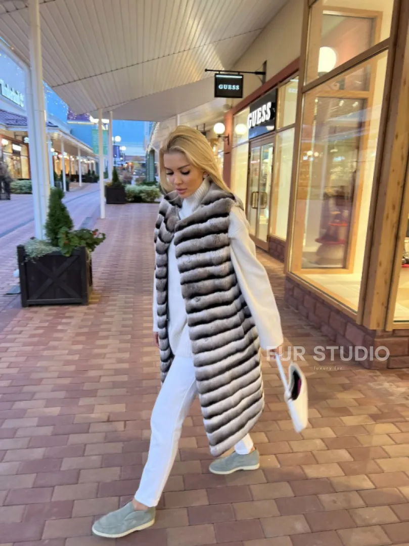 Жилет из меха орилага под шиншиллу - фото 3