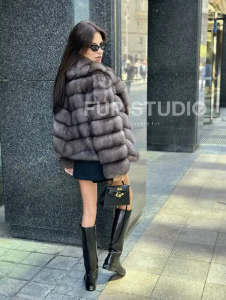 Шуба короткая из меха баргузинского соболя - фото 6
