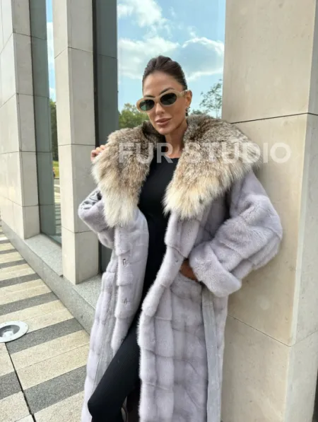 норковая шуба с капюшоном из меха рыси цвет серый сапфир - фото 2