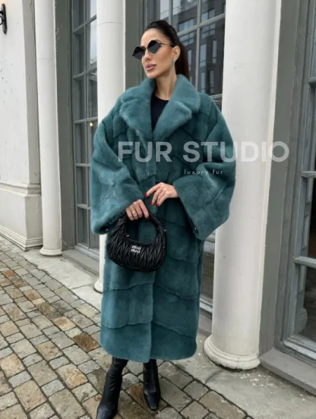 Шуба из меха норки в стиле Oversize - цвет тиффани - фото 9