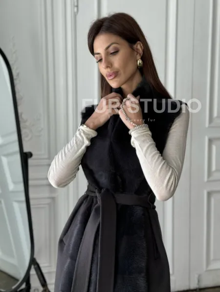 Элегантное пальто из кашемира с мехом норки - фото 1