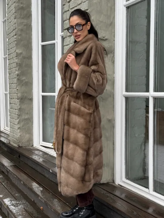 Шуба - кимоно из меха норки Saga Furs в натуральном цвете пастель - фото 6