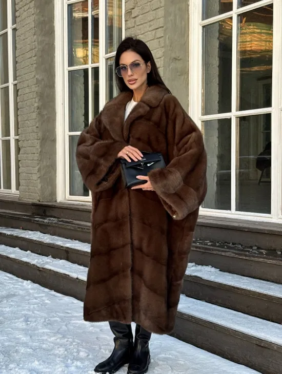 Женская шуба больших размеров из меха норки фасон «Бохо» - фото 10