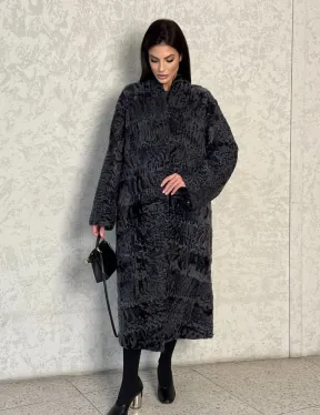 Длинная шуба из каракуля в цвете графит - фото 8