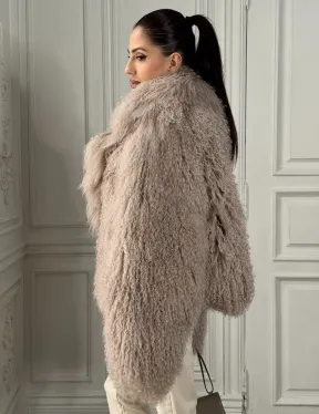 Шуба из меха ламы «Пломбир» с английским воротником - фото 2
