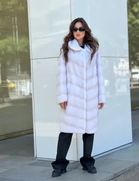 Шуба из европейской норки в цвете паломино с капюшоном - фото 0