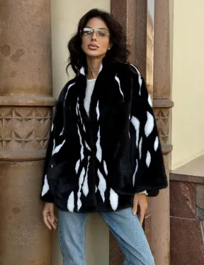 Черный норковый полушубок с рисунком - фото 8