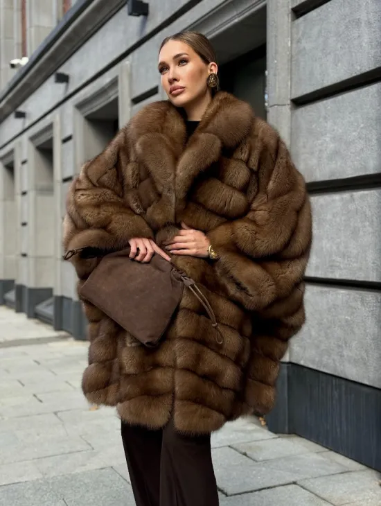 Шуба из куницы оверсайз - фото 11