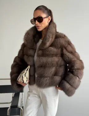 Короткая шуба из куницы - цвет трюфель - фото 10