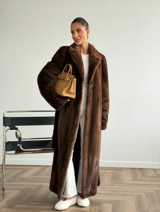 Прямая шуба из норки с поясом - фото 11