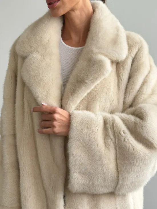 Женский норковый полушубок - фото 1