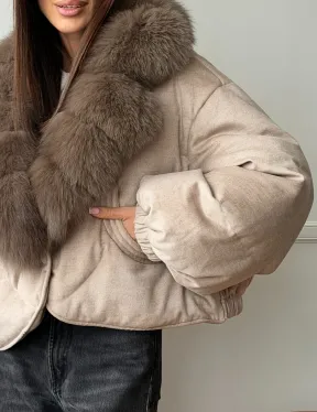 Зимний короткий пуховик с мехом - оверсайз - фото 2