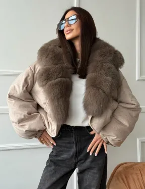 Зимний короткий пуховик с мехом - оверсайз - фото 10