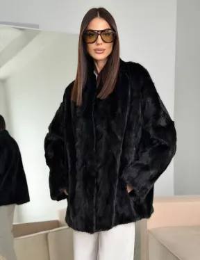 Шуба норковая из кусочков в стиле оверсайз - фото 11