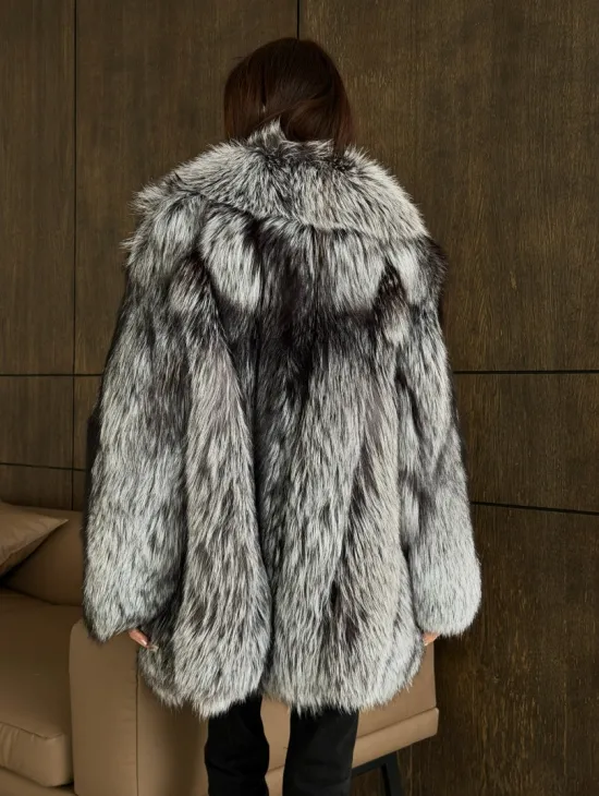 Женская шуба из чернобурки - фото 9