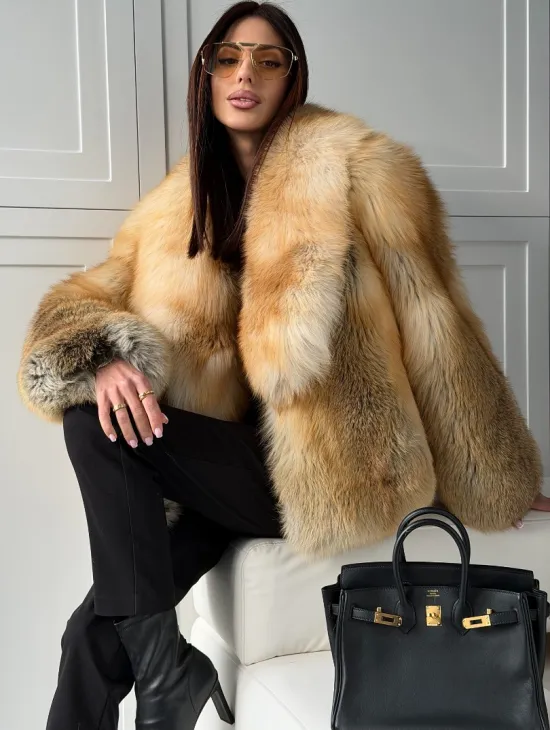 Короткая шубка из лисы Premium Golden Fox - фото 2