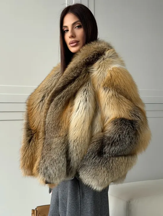 Женская шуба из лисьего меха Golden Edged Fox - фото 7