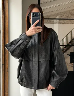 Черная весенняя куртка из кожи Joombo - фото 15