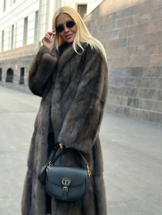 Шуба из баргузинского соболя - цельного кроя - фото 0