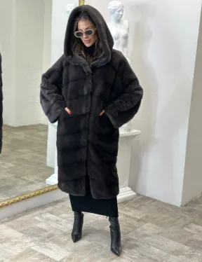 Норковая шуба в цвете графитовый уголь с капюшоном - фото 2