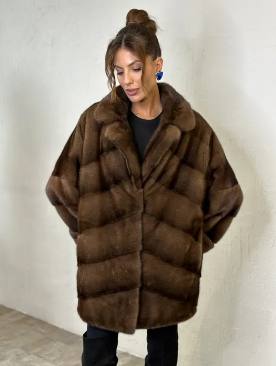 Шуба из аукционной норки английский воротник - цвет орех - фото 1