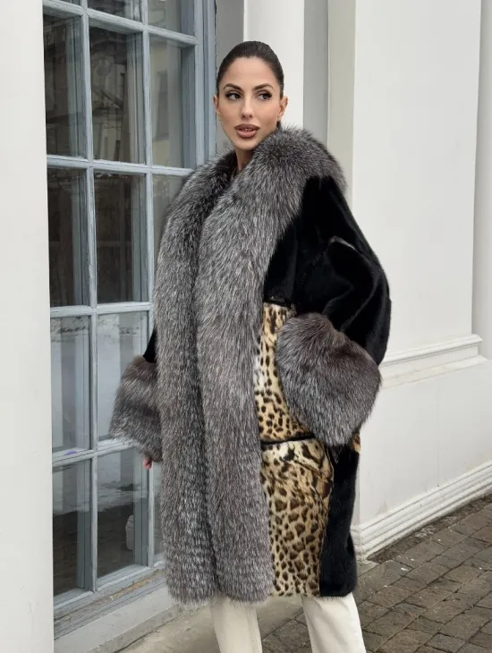 Комбинированная шуба из норки и чернобурой лисы - фото 7