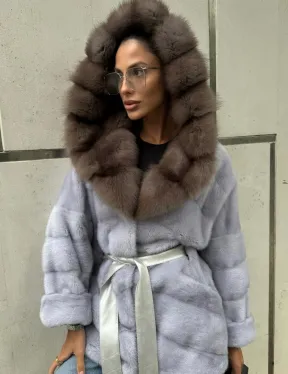 Шуба норковая с капюшоном из меха куницы - цвет голубой - фото 8