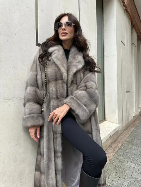 Шуба из норки  серого цвета - сапфир с английским воротником - фото 7
