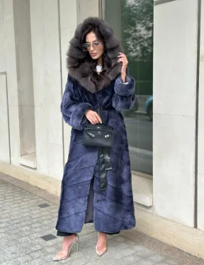 Длинная шуба из норки с капюшоном из куницы - цвет синий графит - фото 10